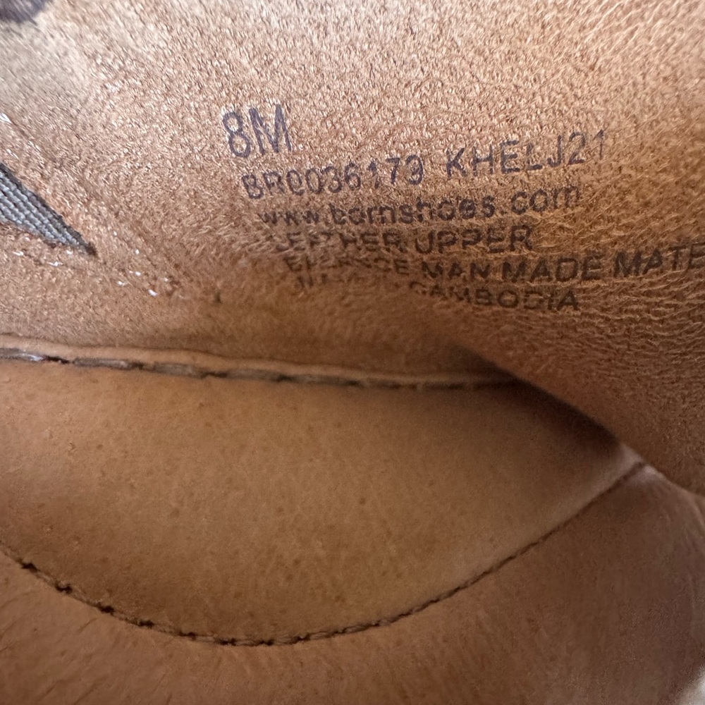Born® Nora Handcrafted Suede Wedge Sandal Size 8 - Picture 12 of 16